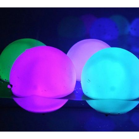 Afufu LED Wasserball 40cm Mit Fernbedienung - Aufblasbarer Poolball 16 Farben