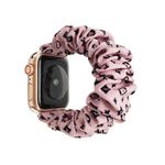 Apple Watch (49/46/45/44/42mm) Stoff Armband - stylische Zeichen - rosa