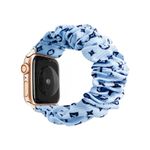 Apple Watch (49/45/44/42mm) Stoff Armband - stylische Zeichen - hellblau